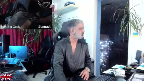 topalphaboss online show from October 2025 06:19:02 PM