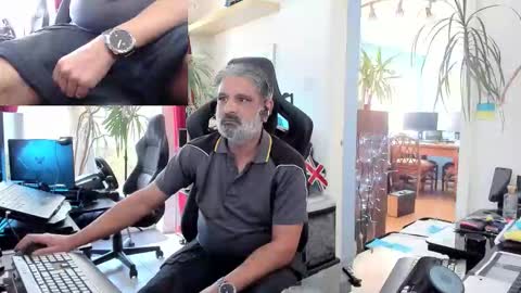 topalphaboss online show from October 2025 02:18:02 PM