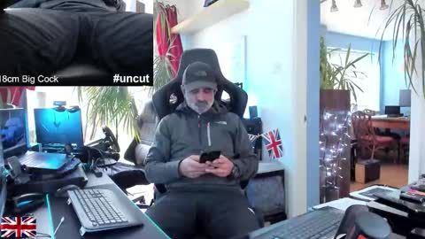 topalphaboss online show from November 2025 01:00:01 PM