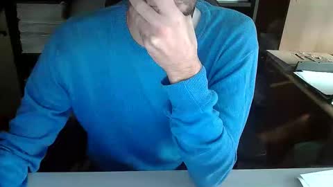 Topg84 online show from October 2025 02:59:02 PM