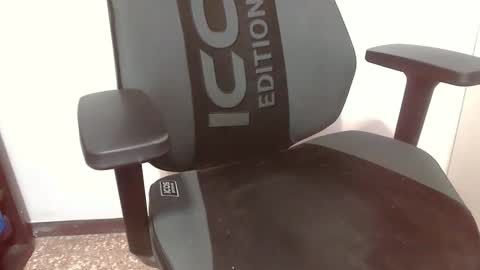 Topg84 online show from February 2026 06:58:02 PM