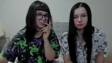 Snapshot of toriayun0 chatting on January 2025 10:40:02 PM your personal gothic girl check it online show from January 2025 10:40:02 PM