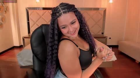 Tori Cross online show from February 2025 12:57:02 PM