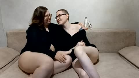 torikiss_ online show from June 2026 08:19:02 PM