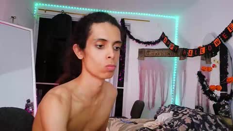 Enzo Moretti online show from October 2025 11:29:02 PM