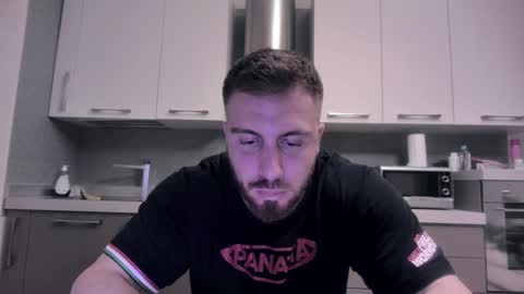 toro_arrapato online show from December 2024 06:02:02 AM