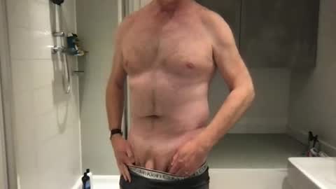 Archibald Leach online show from November 2025 05:58:02 PM