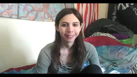 Luna online show from February 2025 08:58:01 PM