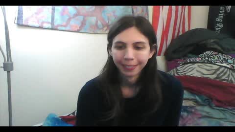 Luna online show from February 2025 12:09:01 AM