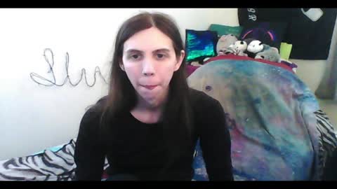 Snapshot of totalfuckingadorable chatting on May 2026 01:55:01 AM Luna online show from May 2026 01:55:01 AM