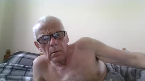 Snapshot of touche5656607203 chatting on May 2026 08:52:02 AM touche5656607203 online show from May 2026 08:52:02 AM