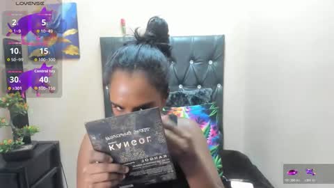 Snapshot of toxicfantasy4u chatting on May 2026 05:12:01 AM toxicfantasy4u online show from May 2026 05:12:01 AM