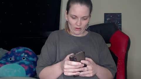 Lilly Miss Mistress Goddess Maam Queen Boss online show from December 2024 08:54:02 AM