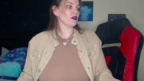 Lilly Miss Mistress Goddess Maam Queen Boss online show from January 2025 09:25:02 AM