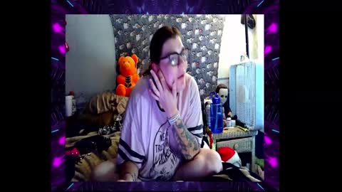 Toxiclove1311 online show from October 2025 10:15:01 PM