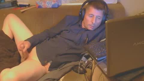 Toyboy online show from October 2025 03:57:02 PM