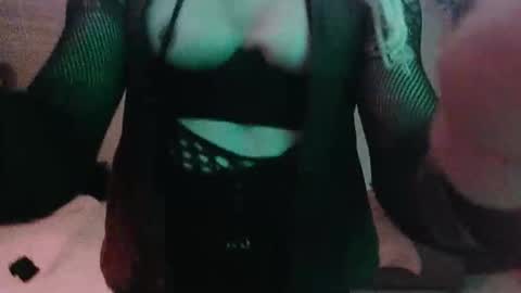 Patrizia online show from October 2025 03:02:02 AM