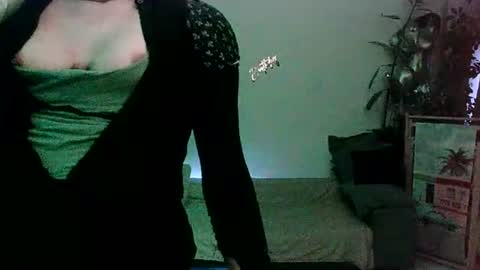 Patrizia online show from July 2026 02:50:01 AM