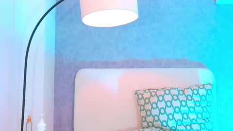 tracielowe_w online show from October 2025 03:51:02 AM