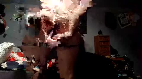 Snapshot of trackisback chatting on October 2025 01:06:01 AM trackisback online show from October 2025 01:06:01 AM