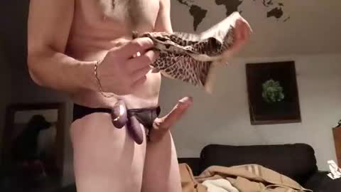 Snapshot of trackisback chatting on December 2025 03:12:02 AM trackisback online show from December 2025 03:12:02 AM