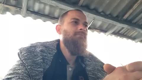 Tralalabala online show from April 2026 04:37:02 PM