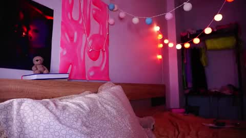 Snapshot of trans_ballerina chatting on February 2025 09:52:02 PM trans ballerina online show from February 2025 09:52:02 PM