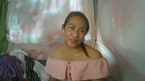 transhottie28 online show from March 2025 05:33:02 AM