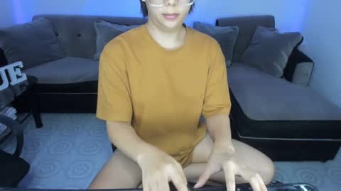 Sue online show from February 2025 03:47:02 AM