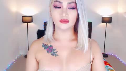 KYLIE BELLA  TS online show from June 2026 12:34:02 AM