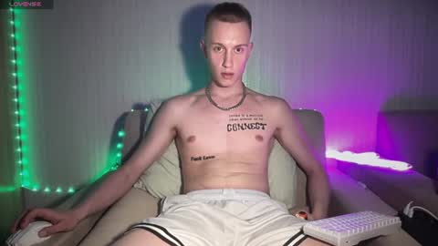 Travis online show from June 2026 04:55:02 PM