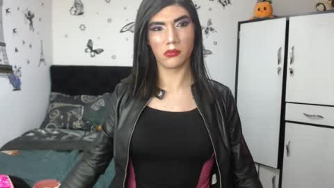 alana fox online show from July 2026 04:43:02 AM