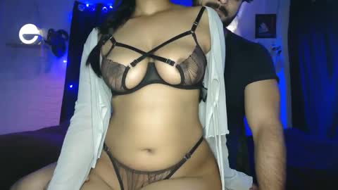 travisandnina online show from January 2026 02:54:02 PM