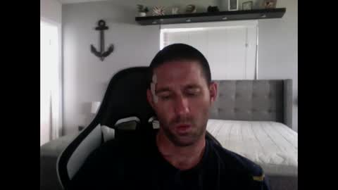 Snapshot of traviskenn chatting on December 2024 06:40:01 PM TravisKenn online show from December 2024 06:40:01 PM