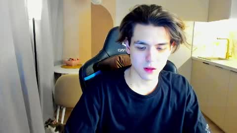 travisrivas online show from March 2026 02:59:01 AM