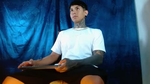 TRAV - INDEPENDENT MODEL online show from February 2025 03:11:02 AM