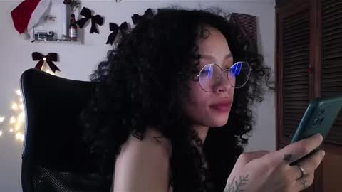 Emily online show from December 2024 05:33:02 PM