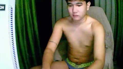 trebz_01 online show from December 2025 07:11:01 PM