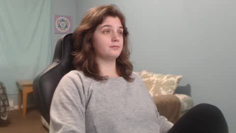 TreeJeanne online show from December 2024 09:08:01 PM