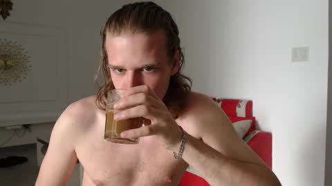 Sarah And Jon online show from December 2024 03:30:02 AM