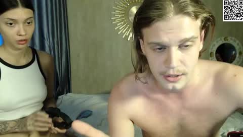 Sarah And Jon online show from February 2025 07:24:02 AM