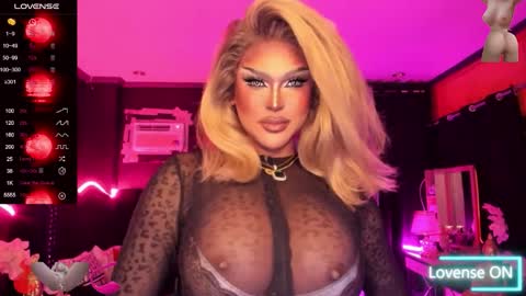 Jade online show from September 2025 12:27:02 PM