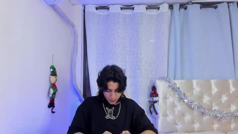 Trevor Belmon online show from November 2025 10:22:02 PM