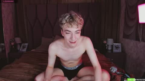 TrevorBenson online show from November 2025 04:00:01 AM