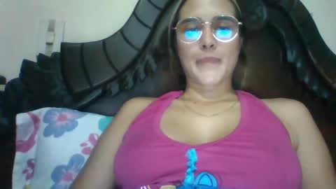 triana_bell online show from December 2024 01:26:02 AM