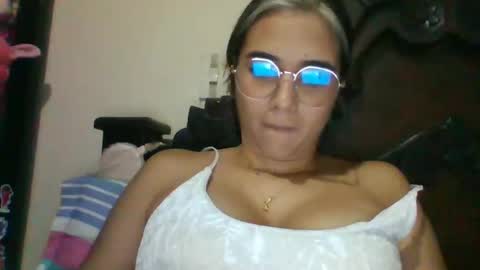 triana_bell online show from February 2025 11:55:02 PM