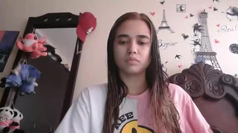 Snapshot of triana_bell chatting on January 2026 04:55:01 PM triana_bell online show from January 2026 04:55:01 PM