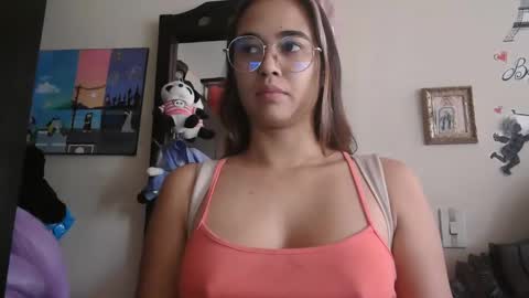 Snapshot of triana_bell chatting on February 2026 03:02:02 PM triana_bell online show from February 2026 03:02:02 PM