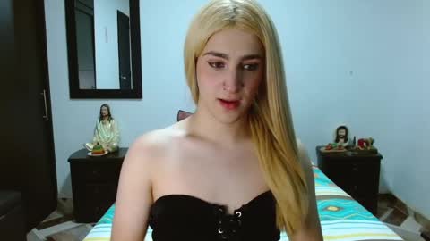 triana_damelio online show from December 2024 08:18:02 PM