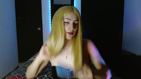 triana_damelio online show from February 2025 04:09:02 PM